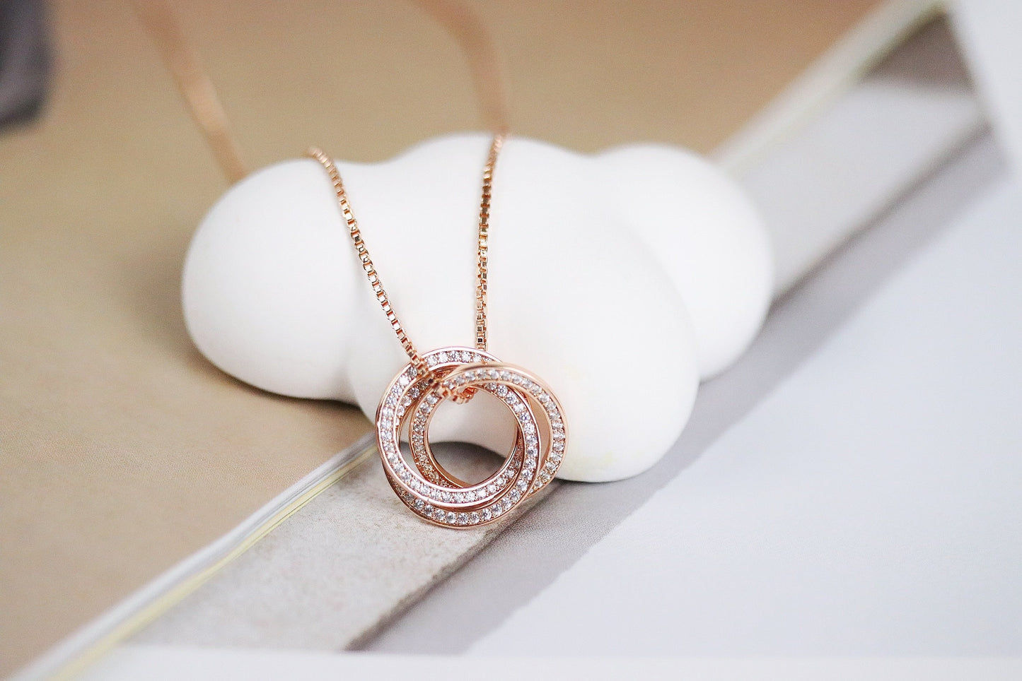 Waterproof Russian Ring CZ Necklace, Interlocking Circle Necklace, Interlinked Ring Necklace, Best Bestie Gift for Her, Minimalist Jellwery