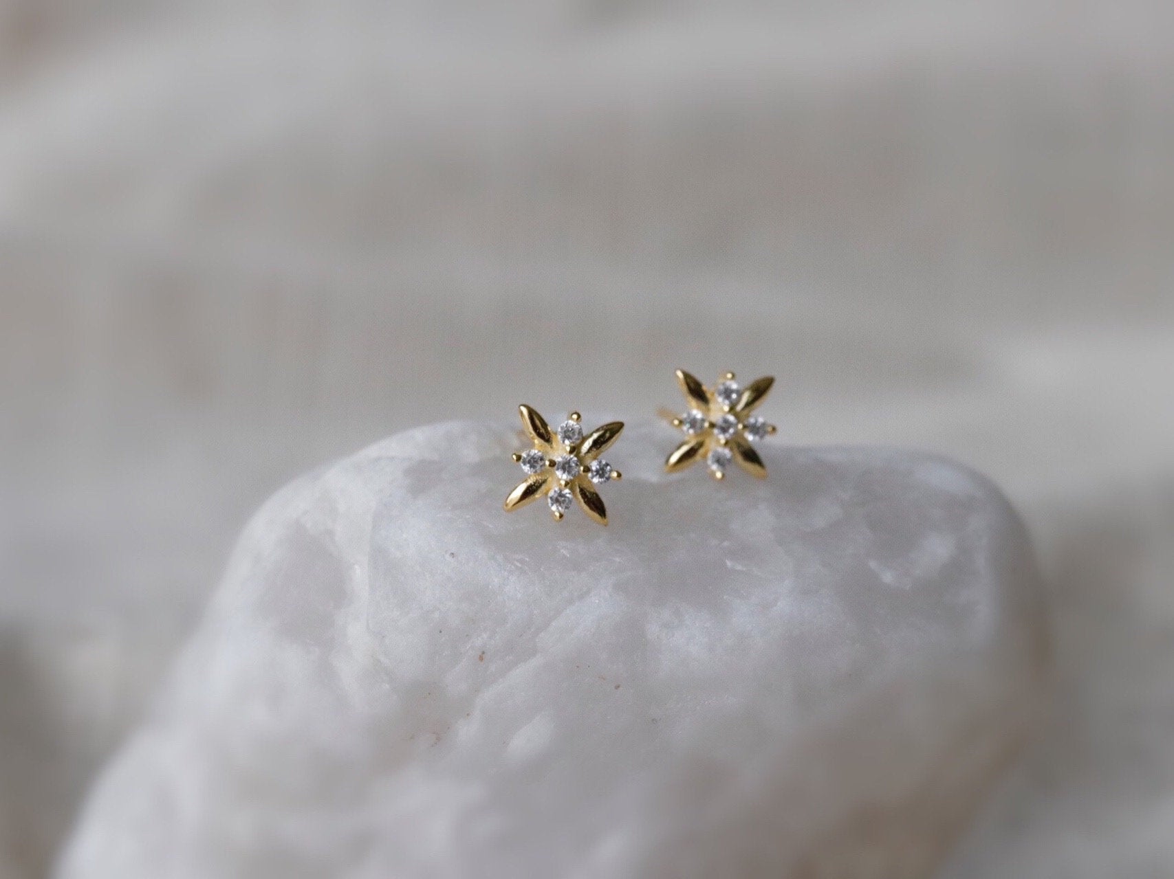 Dainty Starburst Studs Earrings in Sterling Silver With 18K Gold Plated / CZ Silver & Gold Delicate Studs For Friends / Valentines Gift