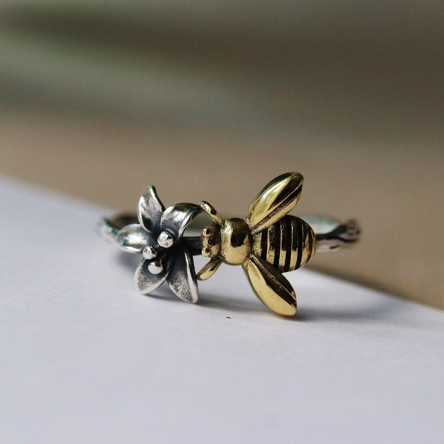 Dainty Sterling Silver Bee Ring, Silver and Gold Stacking Ring, Hammered Band Bee & Flower Open Adjustable Ring, Gift for Her