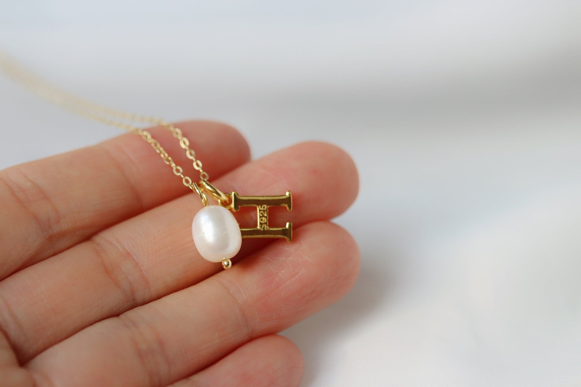 Initial Necklace for Sisters, Gold Vermeil Initial Personalised Necklace for Little Sister, Gold Heart Pearl Charm Necklace, Gift for Her