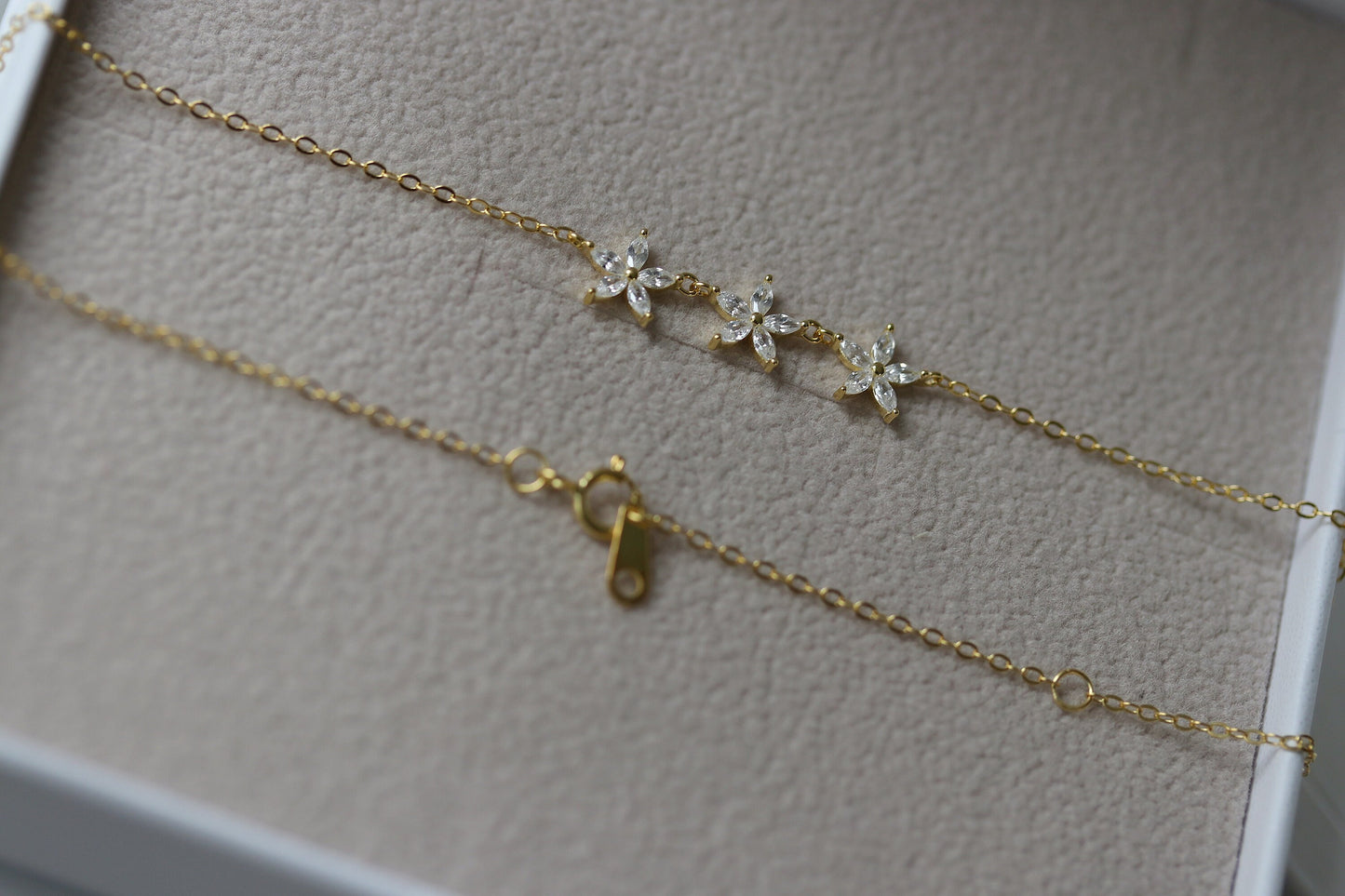 Sterling Silver Three Sister Necklace, Gold Plated CZ Crystal Flower necklace, Dainty Bridesmaid Necklace , Christmas Gift For Her/Sister