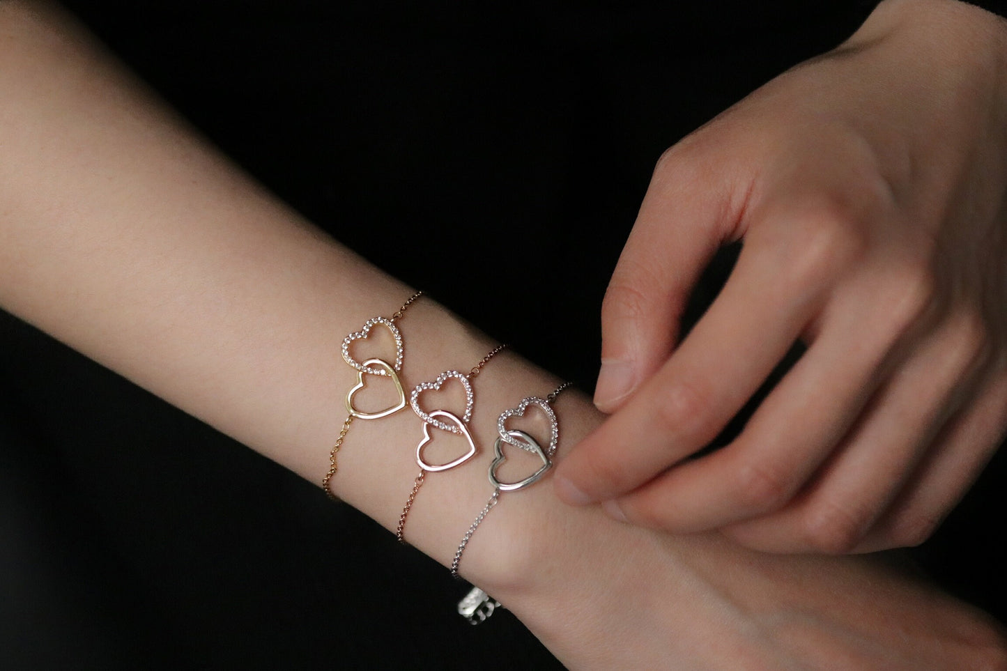 Mother Daughter Interlinking Heart Bracelets in Silver / Rose Gold / Gold, Personalised CZ Crystal Pave Bracelet, Mother's Day Gift for Her